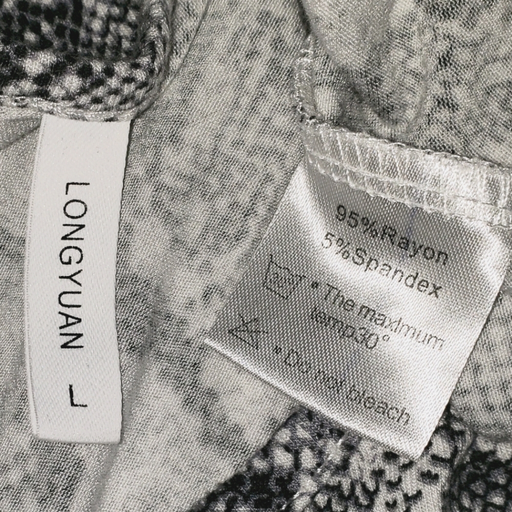 Dress - Picture 3 of 5